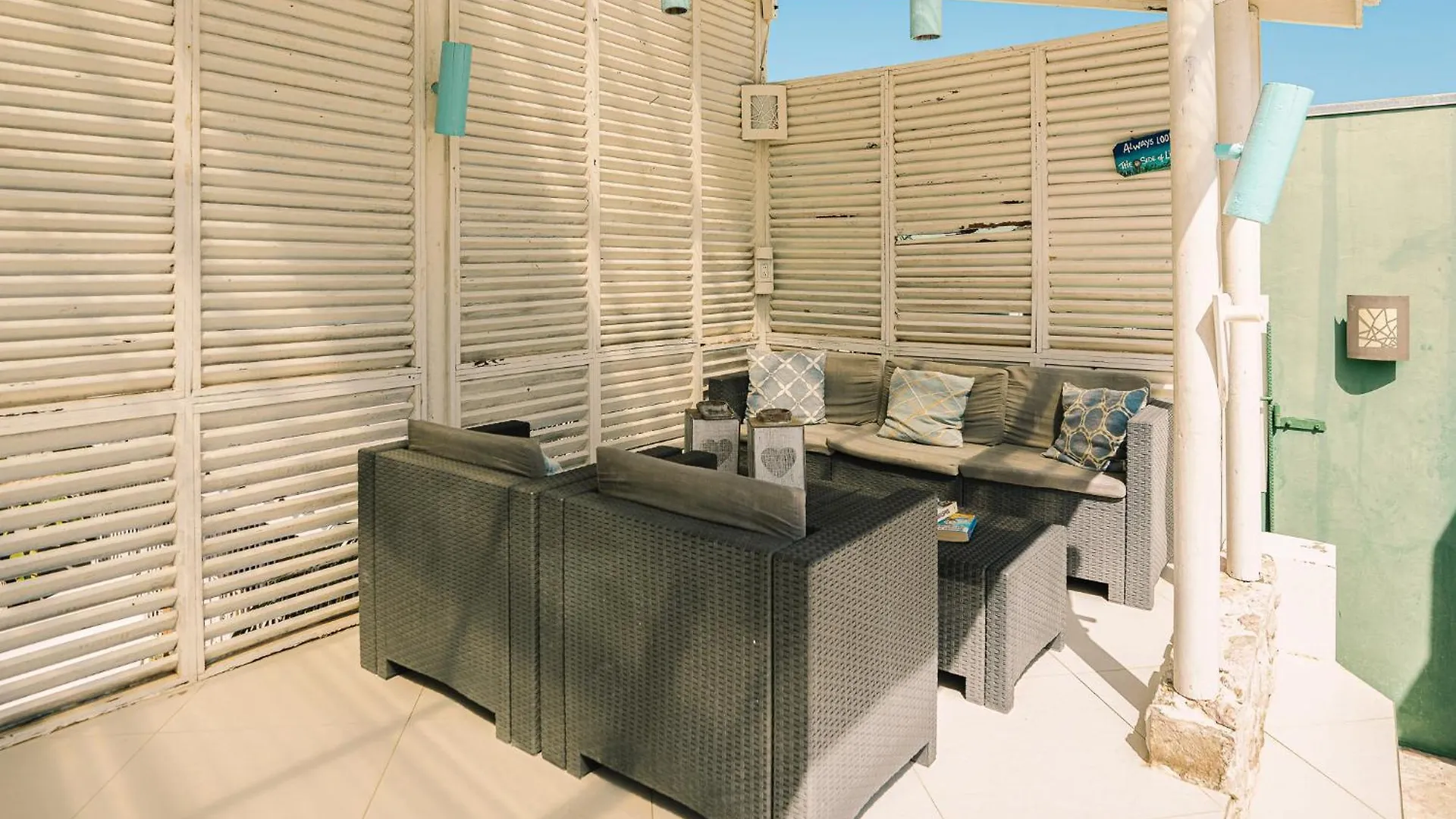 Kas Kanoa Curacao - Dolfein Apartment Willemstad